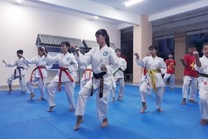 CLB Karate Trường Tiểu Học nguyễn Thái Bình