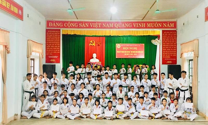Clb karate-do Hồng Lộc
