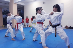 CLB Karate Trường Tiểu Học Quang Trung