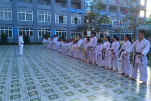 CLB Karate Quán Bàu